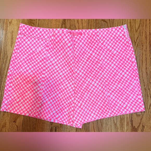 LILLY PULITZER ARABETH SHORTS - Picture 1 of 5